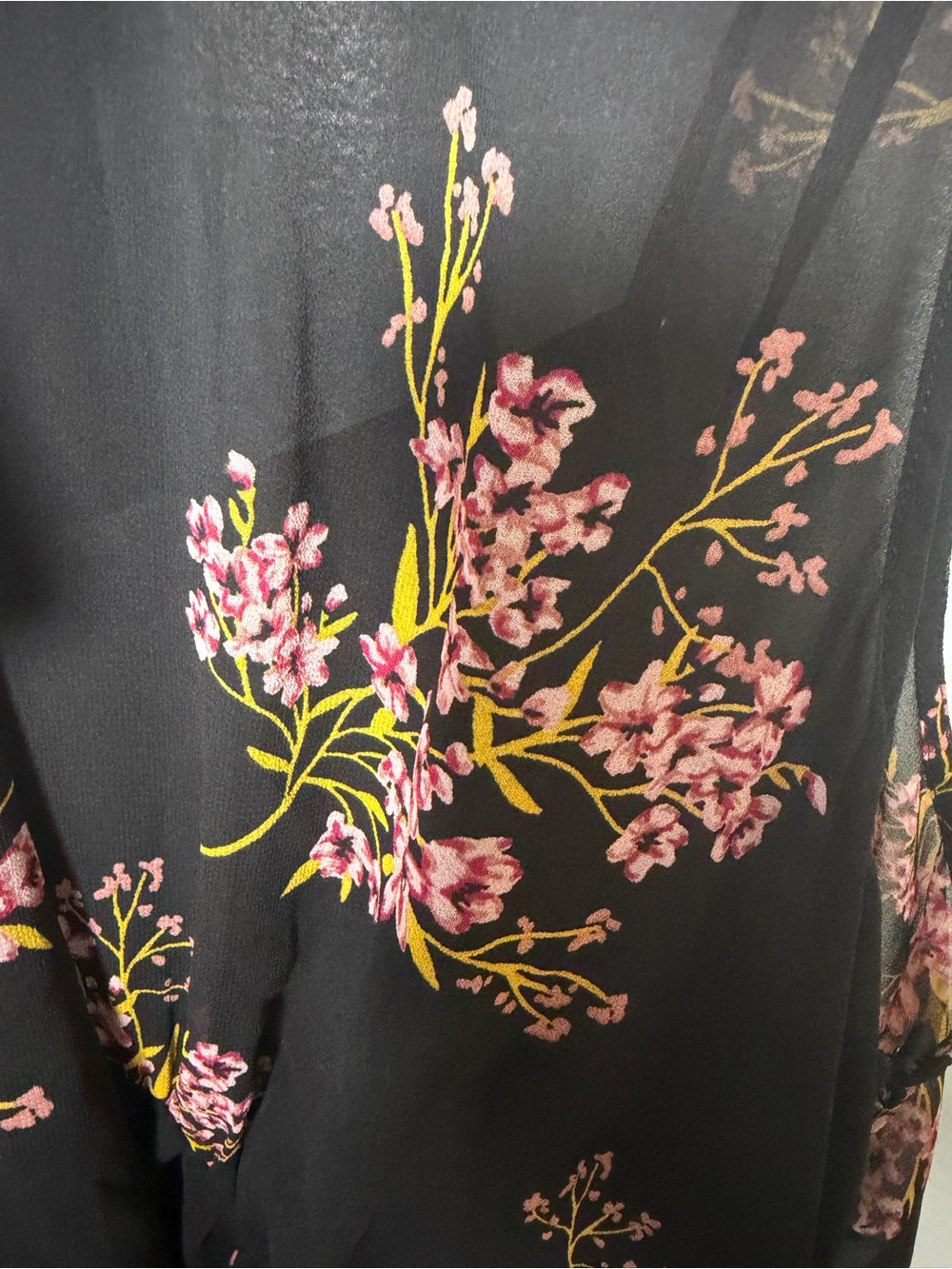 Who What Wear Black Floral Midi Dress with Tie-Neck - Picture 6 of 13